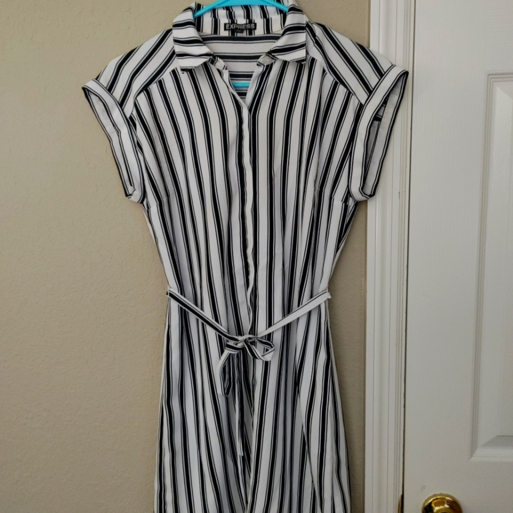 Women dress